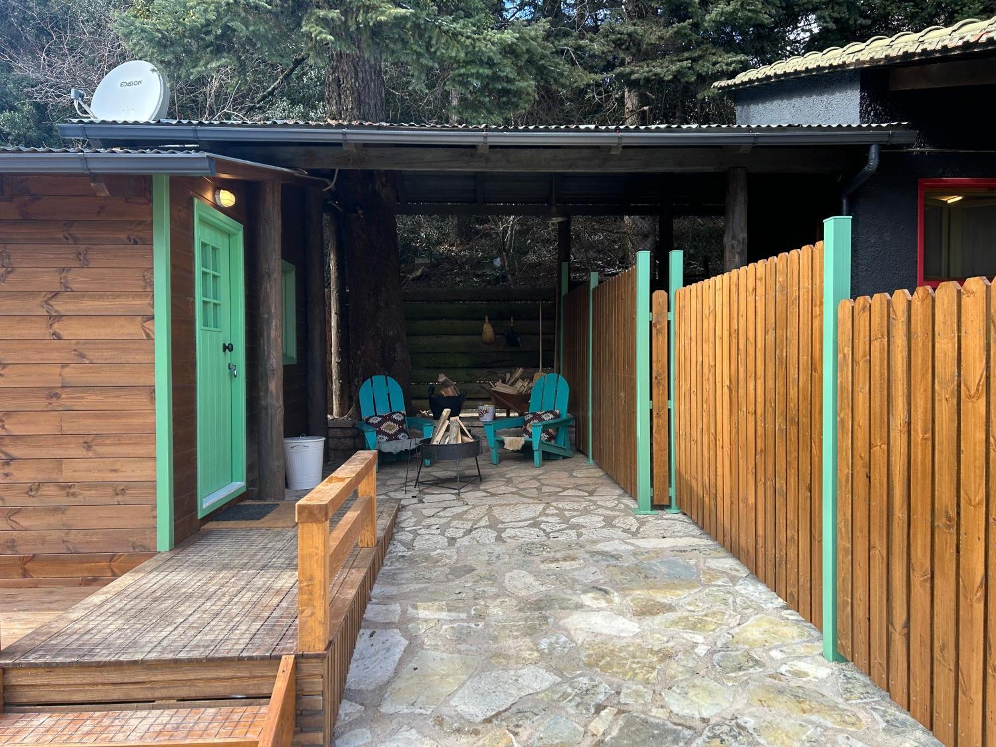 Vasilikia Mountain Farm&Retreat Guest House Pavliani Exterior foto